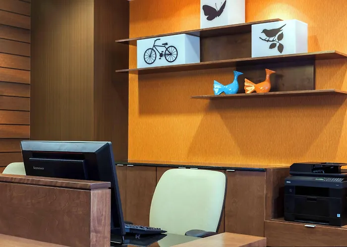 Fairfield And Downtown-river North Hotel 3*